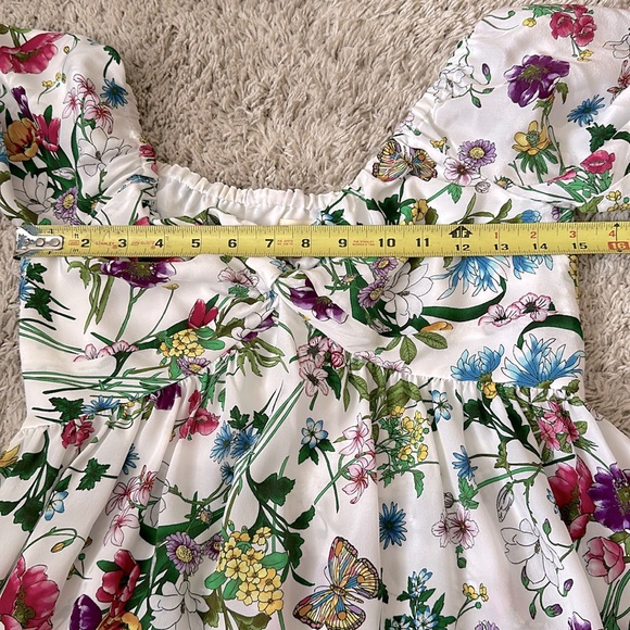 L'AGENCE
Elena Silk Off-the-Shoulder Blouse - Picture 5 of 8